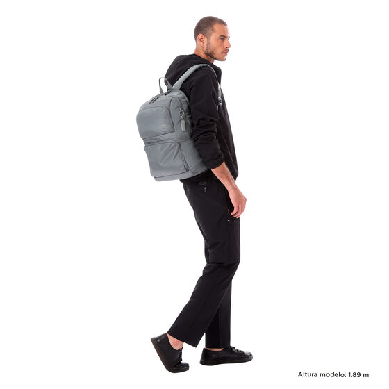Mochila Cloud - Monument image number 2