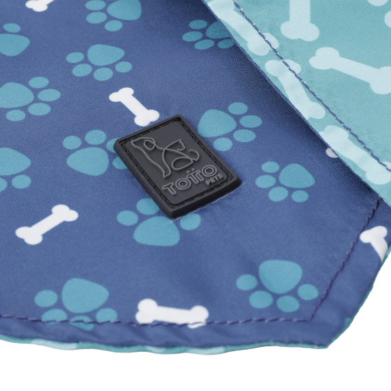 Pañuelo para mascotas doble cara estampado huellas y huesos - Talla XL image number 4